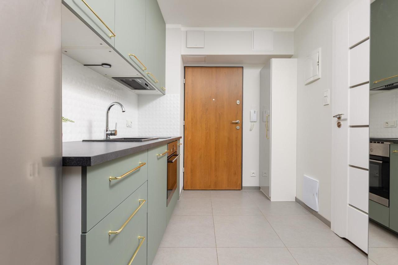 Studio With Balcony Warsaw Kokoryczki By Noclegi Renters Exterior photo